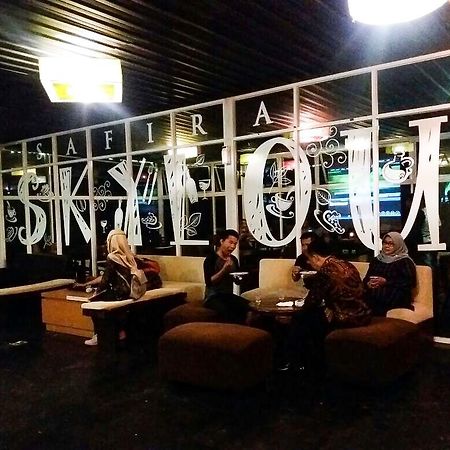 Hotel Safira Magelang Luaran gambar