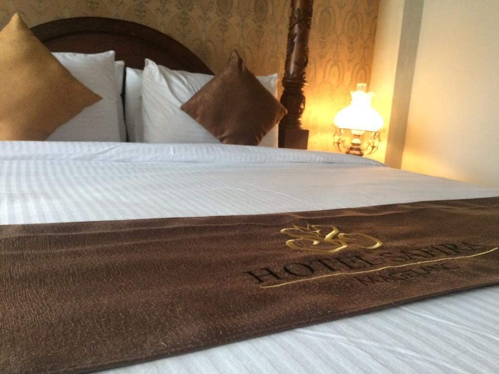 Hotel Safira Magelang Luaran gambar