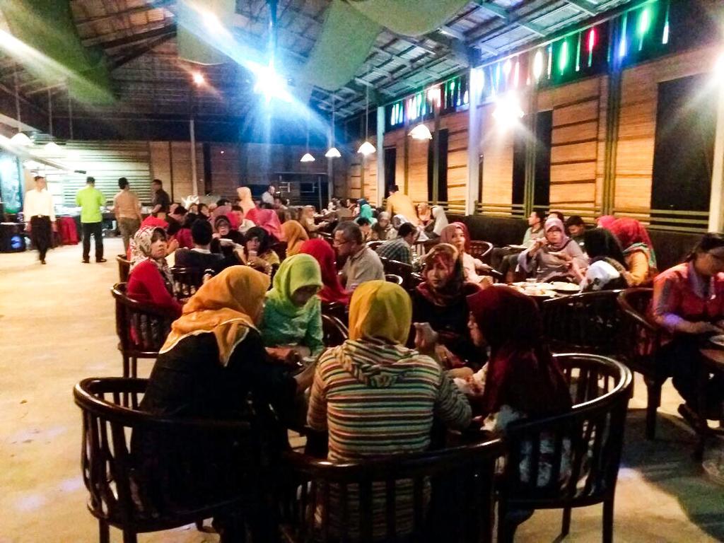 Hotel Safira Magelang Luaran gambar